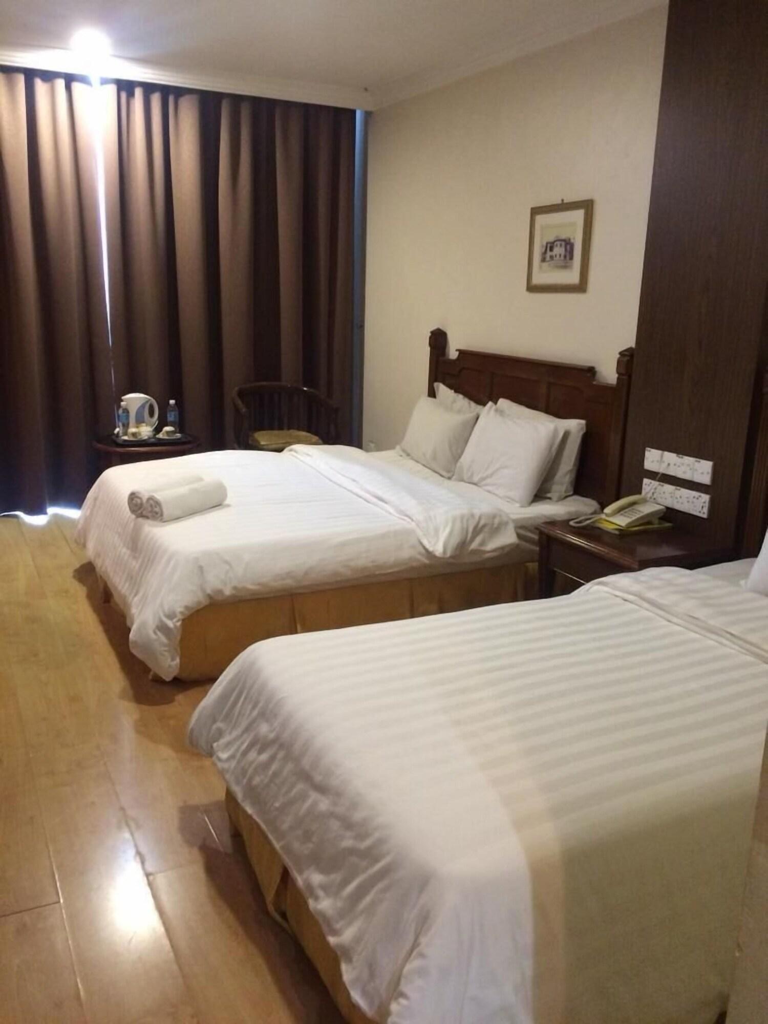 Regal Court Hotel 古晋 外观 照片