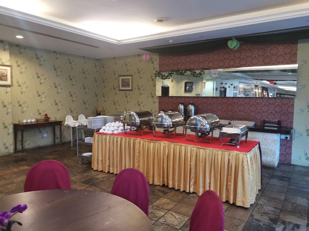 Regal Court Hotel 古晋 外观 照片
